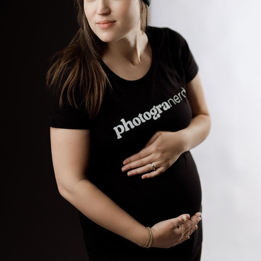 PhotograNERD Maternity Scoop Tee